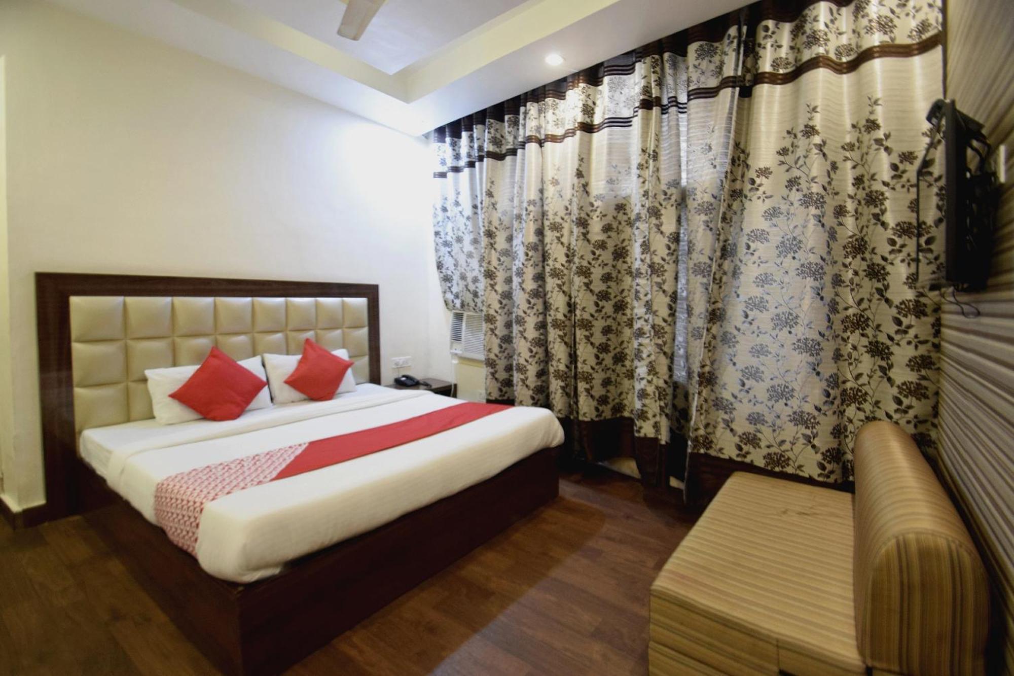 Super Hotel O Maa Residency Джамму Экстерьер фото