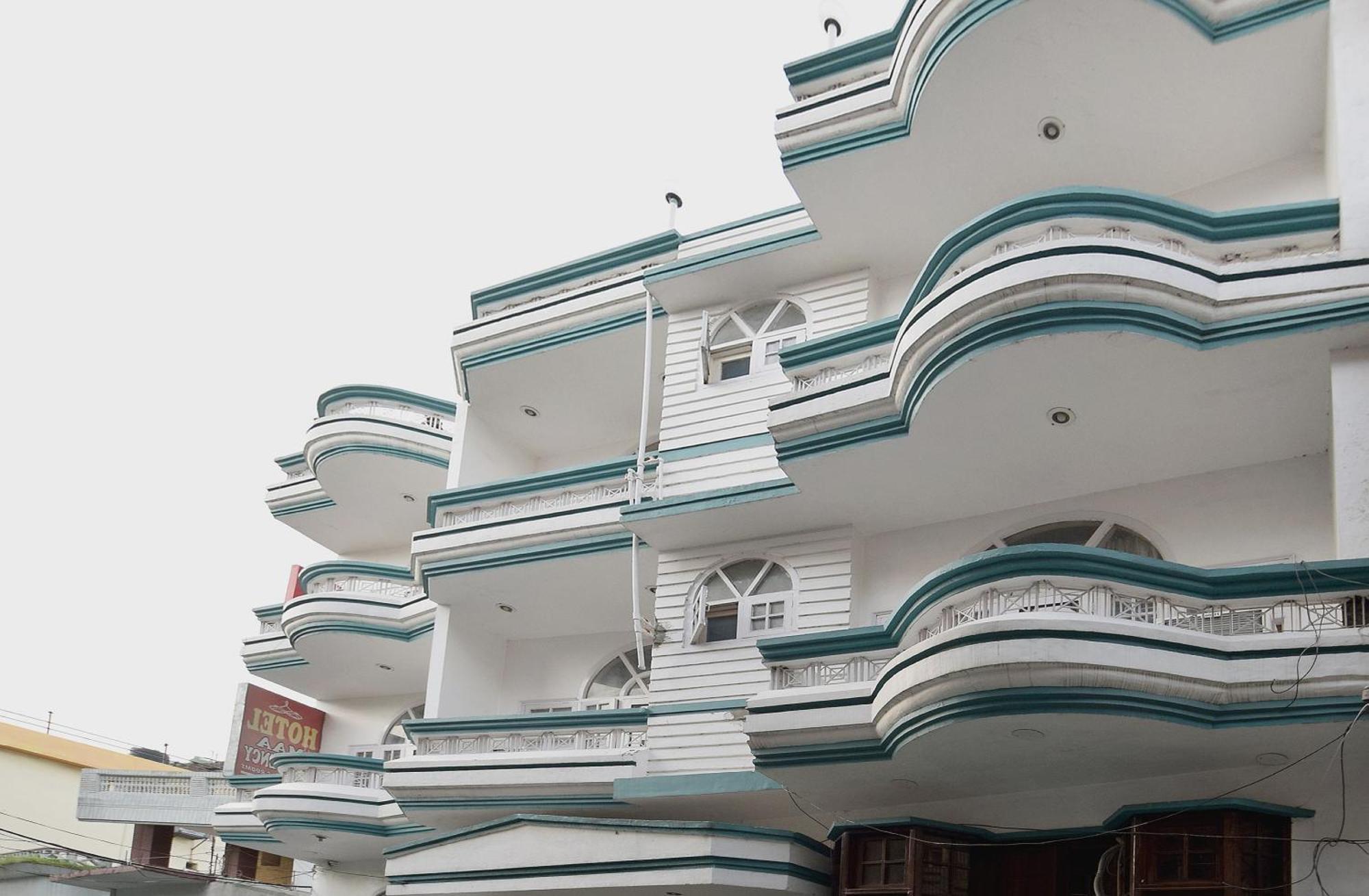 Super Hotel O Maa Residency Джамму Экстерьер фото